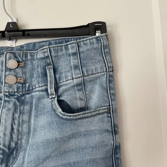 Women's / Teen's Ann Taylor Light Wash Easy Straigh Jeans size 2 - Picture 5 of 11